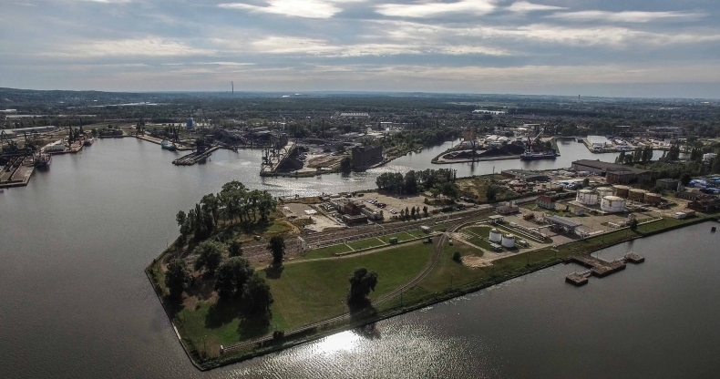Wysokie wzrosty przeładunków w pierwszym kwartale w portach Szczecin i Świnoujście - GospodarkaMorska.pl