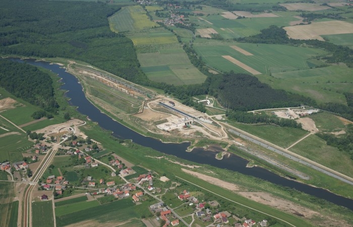 85 mln zł na budowę stopnia wodnego na Odrze w Malczycach - GospodarkaMorska.pl