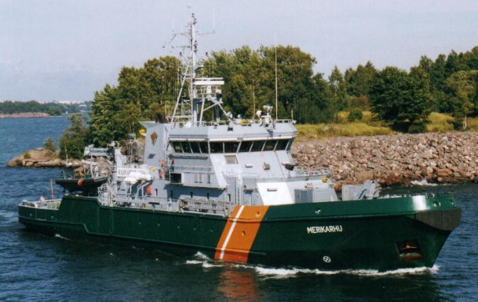 Okręt z wielonarodową załogą patroluje Morze Śródziemne. Na pokładzie Polacy - GospodarkaMorska.pl