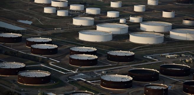 Ropa w USA drożeje - pomaga OPEC i francuskie wybory - GospodarkaMorska.pl