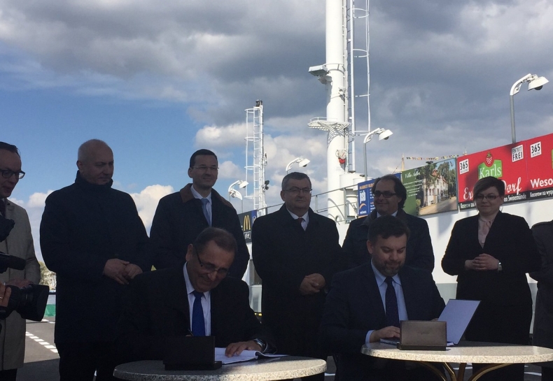 Morawiecki: tunel pod Świną powstanie tak szybko, jak tylko pozwolą na to procedury - GospodarkaMorska.pl