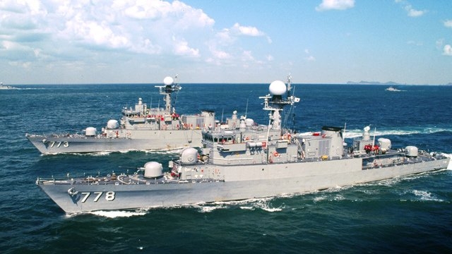 Korea Południowa przekaże Filipinom okręt za 100 dolarów - GospodarkaMorska.pl