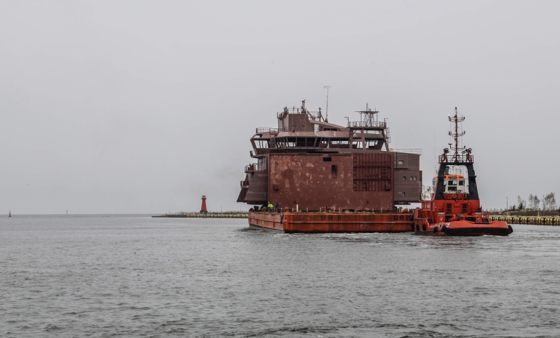 Polskie stocznie doceniane na świecie. Sekcja statku wypłynęła z Gdańska do Norwegii (foto, wideo) - GospodarkaMorska.pl