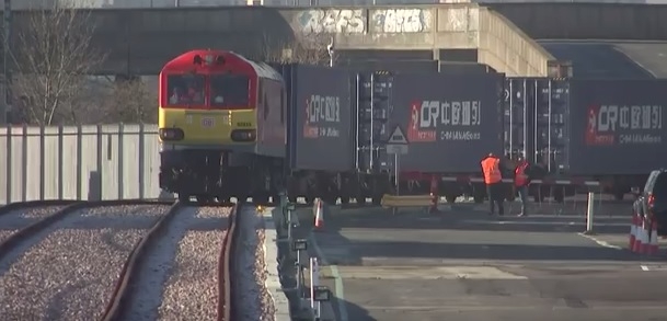 Pierwszy pociąg towarowy z Wielkiej Brytanii dotarł do Chin - GospodarkaMorska.pl