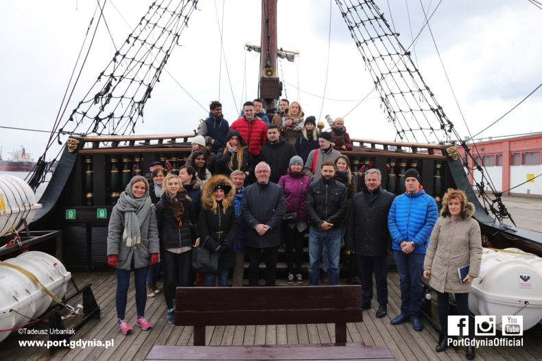 Studenci z Bremerhaven w Porcie Gdynia - GospodarkaMorska.pl