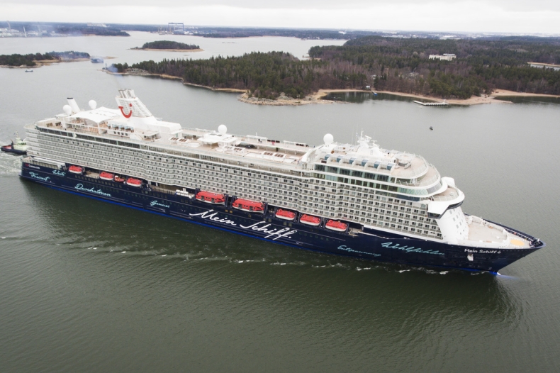 Wycieczkowiec Mein Schiff 6 przekazany armatorowi. Olbrzym niebawem odwiedzi Gdynię - GospodarkaMorska.pl