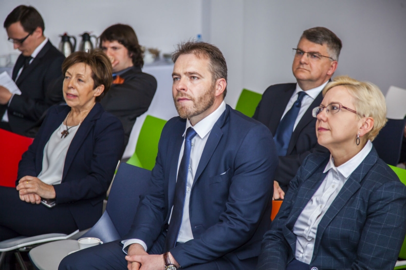 Anna Moskwa z wizytą w Porcie Gdańsk - GospodarkaMorska.pl