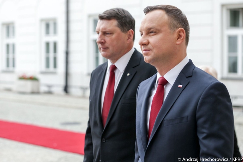 Prezydenci Polski i Łotwy deklarują wspólne stanowiska ws. bezpieczeństwa - GospodarkaMorska.pl