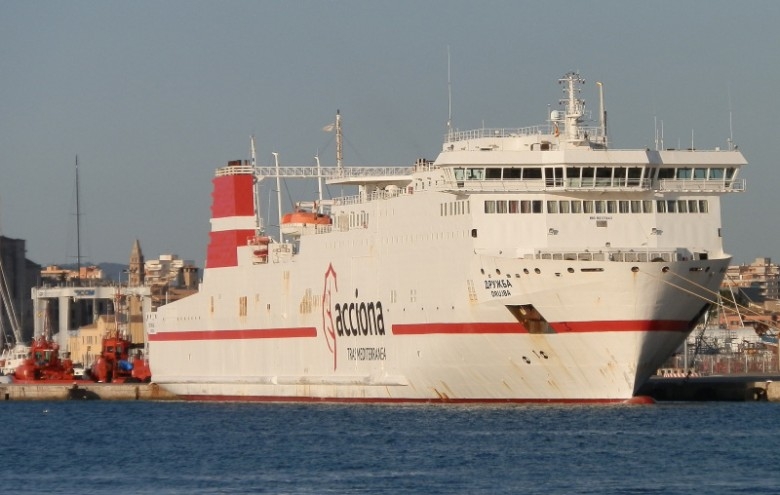 100 osób znajdzie zatrudnienie na nowym promie PŻB - GospodarkaMorska.pl