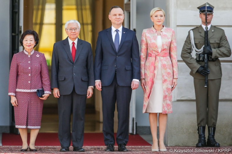 Prezydenci Polski i Singapuru otwarci na zacieśnianie relacji gospodarczych - GospodarkaMorska.pl