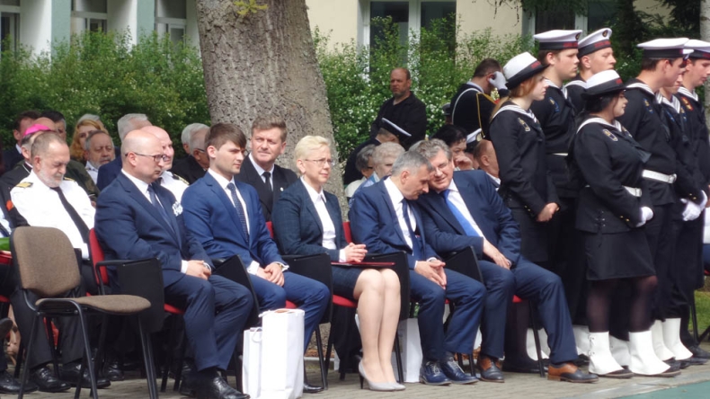 50-lecie istnienia Zespołu Szkół Morskich w Kołobrzegu - GospodarkaMorska.pl