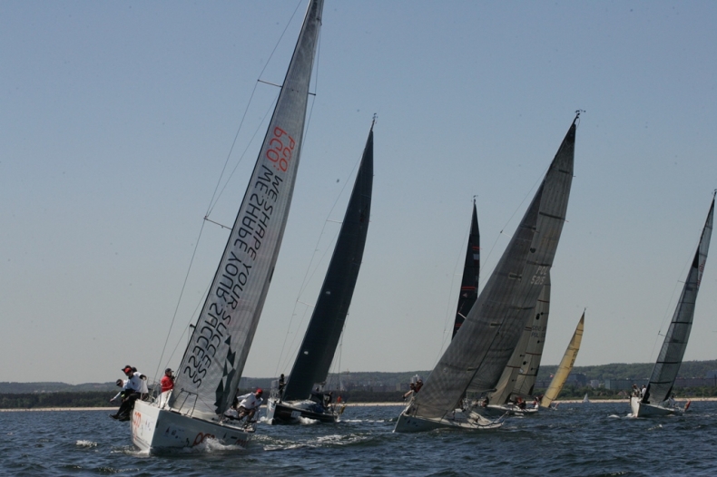 Rozpoczęły się regaty ERGO Hestia Żeglarski Puchar Trójmiasta - GospodarkaMorska.pl