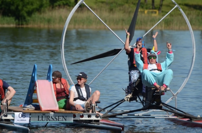 Ekipa Politechniki Gdańskiej wygrała International Waterbike Regatta - GospodarkaMorska.pl