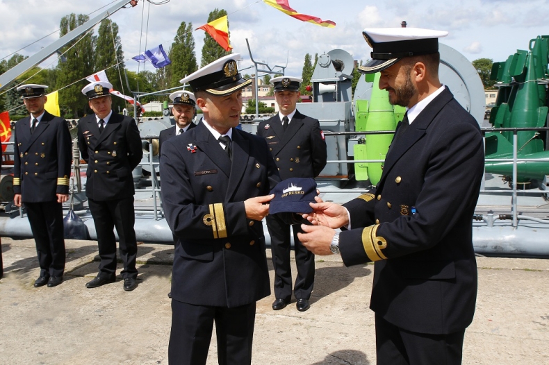 Nowy dowódca ORP „Resko” - GospodarkaMorska.pl