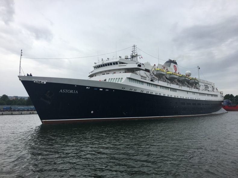Najstarszy na świecie wycieczkowiec zacumował w Gdańsku (foto, wideo) - GospodarkaMorska.pl