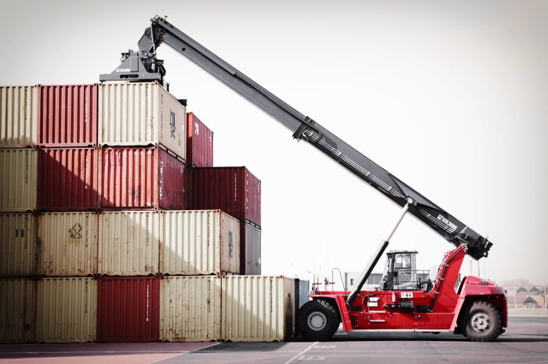 PGE Eksploatacja otrzymała najnowszy model dźwigu Cargotec - GospodarkaMorska.pl