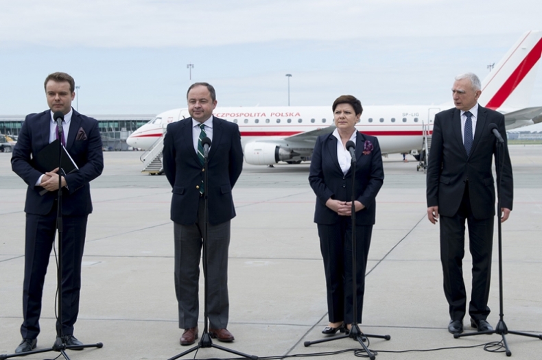 Rozpoczęła się wizyta premier Beaty Szydło w Danii - GospodarkaMorska.pl