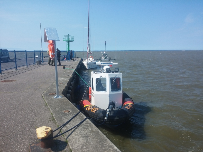 Wypadek na jachcie na Zalewie Wiślanym – na pomoc ruszyła Straż Graniczna - GospodarkaMorska.pl