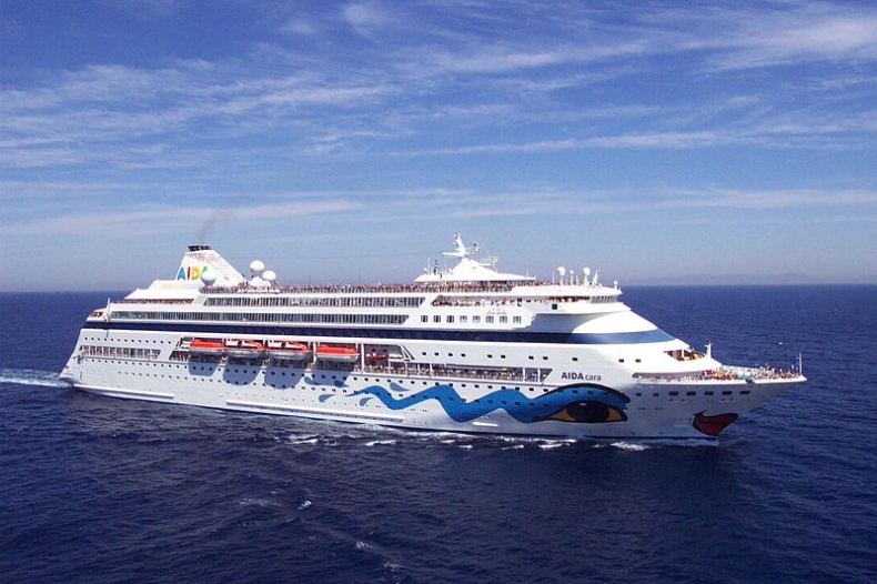 Uśmiechnięta AIDAcara w gdańskim porcie - GospodarkaMorska.pl