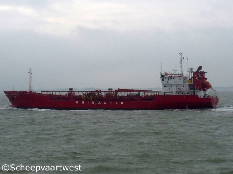 Unibaltic sprzedał jeden ze swoich chemikaliowców - GospodarkaMorska.pl