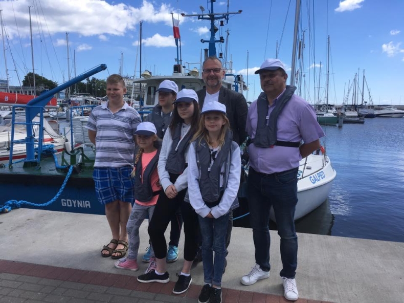 „Malujemy Gdynię żaglami” – miasto zaprasza dzieci i młodzież - GospodarkaMorska.pl