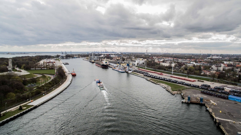 Żegluga śródlądowa niezbędna dla dalszego rozwoju portów (wideo) - GospodarkaMorska.pl