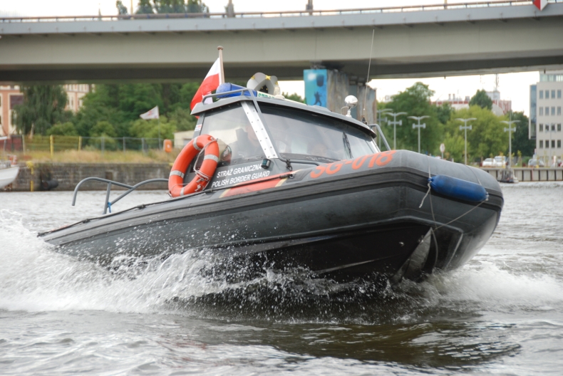 SG-018 w akcji ratowniczej - GospodarkaMorska.pl