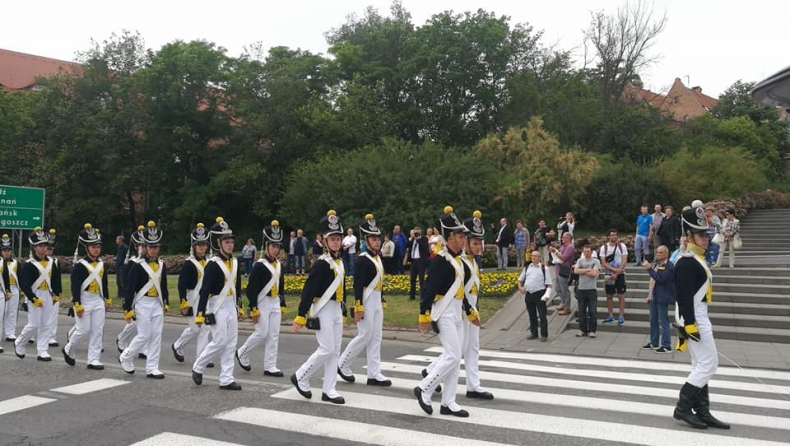 Toruń: Świętowano 95-lecie Akademii Marynarki Wojennej - GospodarkaMorska.pl