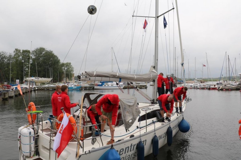 Kurs na Halmstad. Reprezentacja ruszyła - GospodarkaMorska.pl