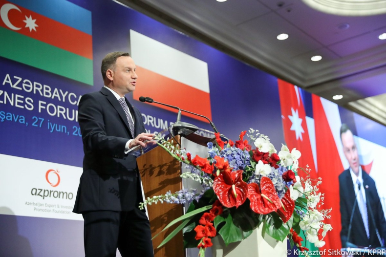Prezydent Duda: Azerbejdżan ważnym pomostem łączącym Europę i Azję - GospodarkaMorska.pl