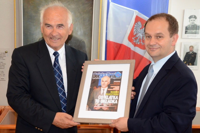 Marian Kluczyński zakończył pracę zawodową w MW - GospodarkaMorska.pl