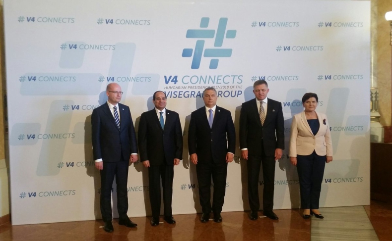 Węgry: Szydło na spotkaniu szefów rządów V4 z prezydentem Egiptu - GospodarkaMorska.pl