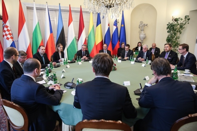 Ekspert: Z Ukrainą Trójmorze stałoby się projektem geopolitycznym - GospodarkaMorska.pl