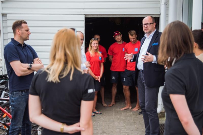 Wizyta prezydenta Gdańska u ratowników i dobra nowina dla morsów - GospodarkaMorska.pl