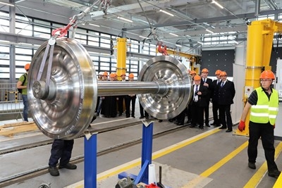 Grupa PKP CARGO ruszyła z produkcją zestawów kołowych - GospodarkaMorska.pl