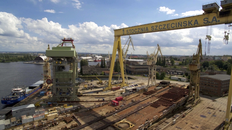 W Szczecinie rozpoczynają się przygotowania do transportu gigantycznej suwnicy. Mierzy tyle, co 18-piętrowy wieżowiec - GospodarkaMorska.pl