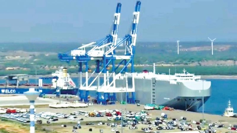 Sri Lanka: Rząd zgodził się na sprzedaż portu Chinom - GospodarkaMorska.pl