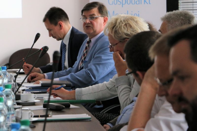 Obradował Komitet Sterujący ds. Inwestycji na Śródlądowych Drogach Wodnych - GospodarkaMorska.pl
