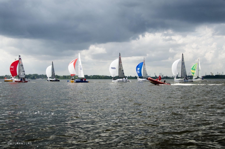 Piotr Tarnacki wraca na tron w klasie Micro - GospodarkaMorska.pl