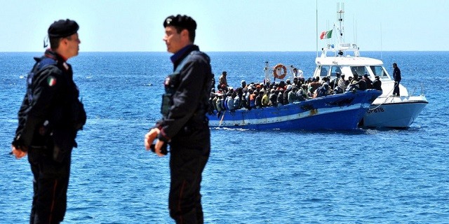 UE: Apel KE, by NGO podpisały włoski kodeks w sprawie ratowania migrantów - GospodarkaMorska.pl