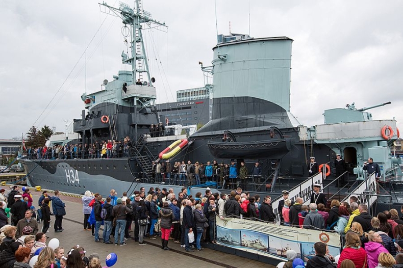 Dzień otwarty w Muzeum Marynarki Wojennej w Gdyni - GospodarkaMorska.pl