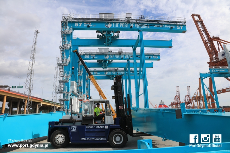 Z Portu Gdynia do USA - GospodarkaMorska.pl
