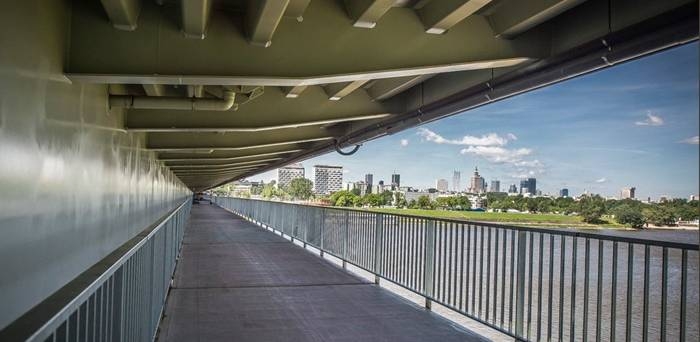 Warszawa: Kładka pieszo-rowerowa pod mostem Łazienkowskim otwarta - GospodarkaMorska.pl