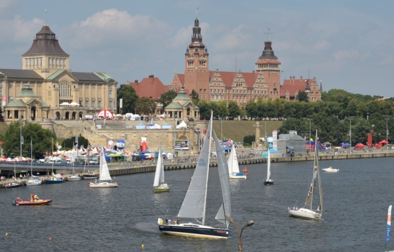 Wyścigi samotników i załóg dwuosobowych Pyromagic 2017 - GospodarkaMorska.pl