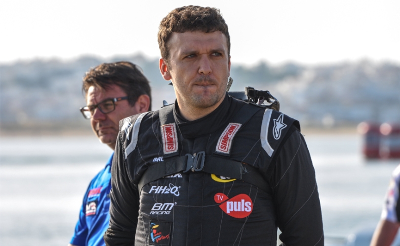 Motorowodne MŚ – Bartłomiej Marszałek siódmy w wyścigu Grand Prix Chin - GospodarkaMorska.pl