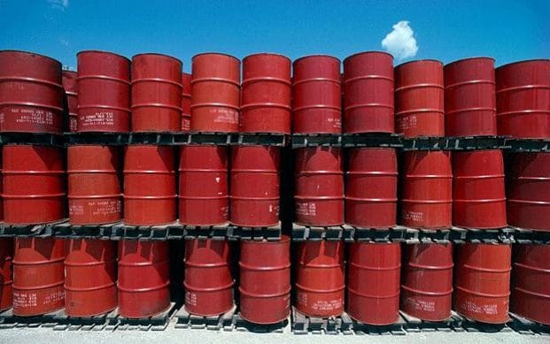 Ropa rozpoczyna tydzień bez większych zmian, Libia ma problemy z wydobyciem - GospodarkaMorska.pl