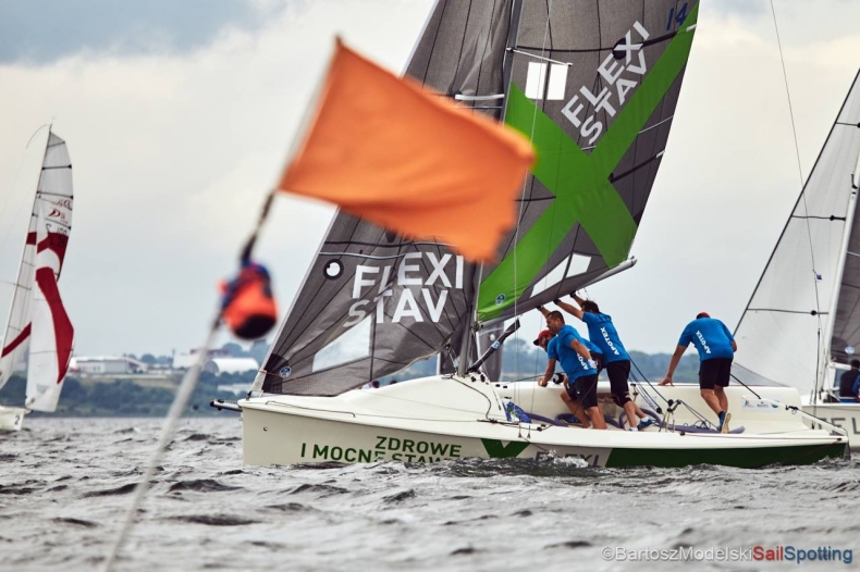 Załoga Pawła Tarnowskiego Mistrzem Polski - GospodarkaMorska.pl