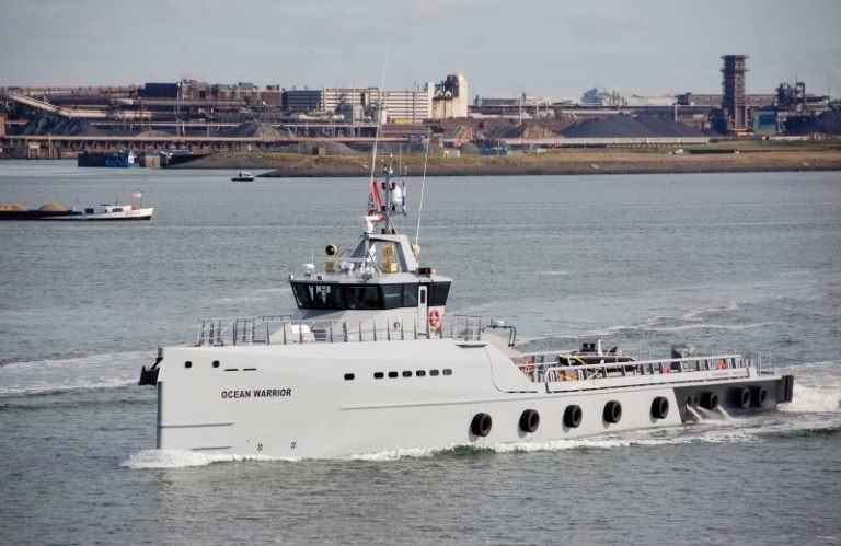 Ekolodzy z Sea Shepherd wykorzystają pieniądze ze zbiórek by walczyć nielegalnym połowem wielorybów (wideo) - GospodarkaMorska.pl