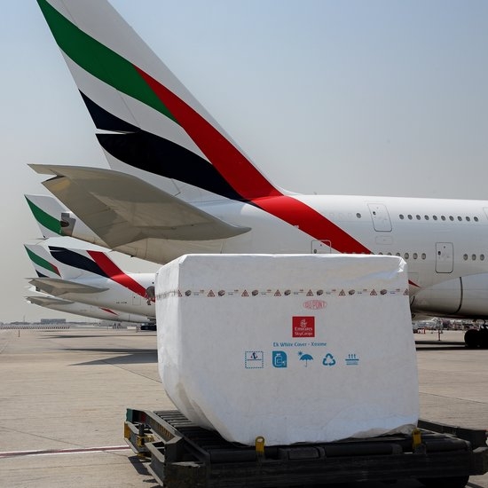 Linie Emirates SkyCargo wprowadzają nowe rozwiązanie chroniące towary wrażliwe na temperaturę - GospodarkaMorska.pl