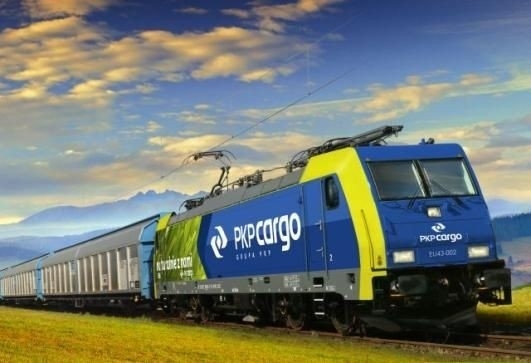 PKP Cargo przewiozła wiecej paliw i metali. Udziały w rynku i wyniki przewozowe grupy w lipcu 2017 r. - GospodarkaMorska.pl